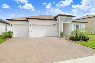 12876 Bergstrom Bay Dr, Riverview, FL 33579 - Photo 10