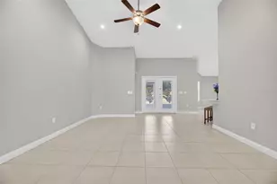 3039 Pearly Dr, Lakeland, FL 33812 - Photo 10