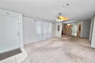 3562 Lazy Lake Dr N, Lakeland, FL 33801 - Photo 4