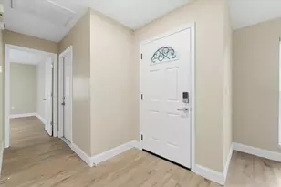 1422 Periwinkle Ct, Lakeland, FL 33811 - Photo 4