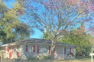 4320 Hedge Dr N, Lakeland, FL 33812 - Photo 1