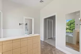 3943 Cheverly Dr E, Lakeland, FL 33813 - Photo 52