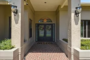 3943 Cheverly Dr E, Lakeland, FL 33813 - Photo 8