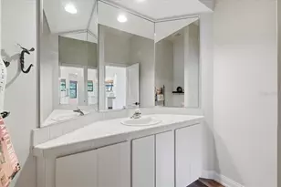 3943 Cheverly Dr E, Lakeland, FL 33813 - Photo 36