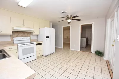 1424 Phyllis Street, Lakeland, FL 33803 - Photo 2