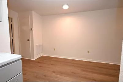 613 Robin Road #3, Lakeland, FL 33803 - Photo 8