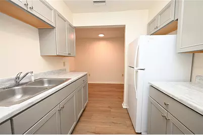 613 Robin Road #3, Lakeland, FL 33803 - Photo 12