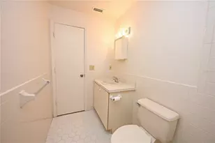613 Robin Rd, Lakeland, FL 33803 - Photo 14