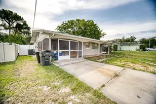 132 Longfellow Rd, Winter Haven, FL 33884 - Photo 1