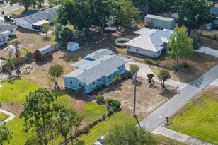 729 E Lake Ave, Eagle Lake, FL 33839 - Photo 2