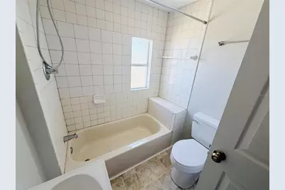 1002 Avenue E #4, Haines City, FL 33844 - Photo 6