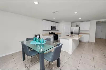 3715 Capri Coast Drive, Plant City, FL 33565 - Photo 10