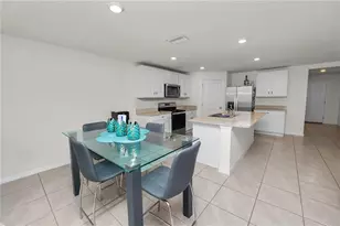 3715 Capri Coast Dr, Plant City, FL 33565 - Photo 10
