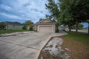 4000 Oak Preserve Dr, Winter Haven, FL 33880 - Photo 2