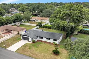 1311 Northglen Ln, Lakeland, FL 33813 - Photo 4
