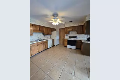 512 Boger Boulevard N, Lakeland, FL 33803 - Photo 2