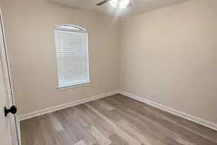 605 Valencia Ct, Dundee, FL 33838 - Photo 6