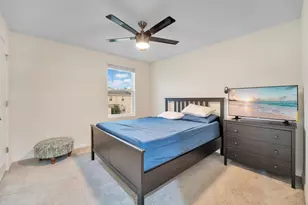 35704 Doveland Dr, Zephyrhills, FL 33541 - Photo 22