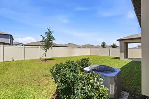 35029 Brackett Bnd, Zephyrhills, FL 33541 - Photo 44