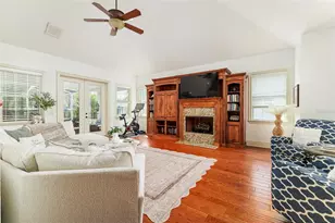 7535 Reflections Lake Dr, Lakeland, FL 33813 - Photo 10