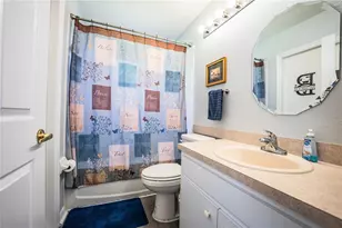 8010 Ashley Pointe Dr, Lakeland, FL 33810 - Photo 18
