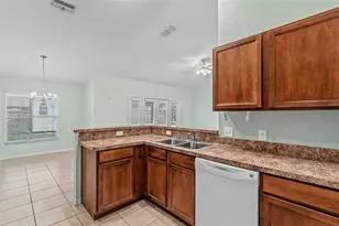 265 Majestic Gardens Ln, Winter Haven, FL 33880 - Photo 8