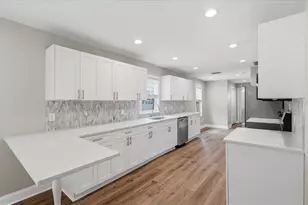 320 W Hancock St, Lakeland, FL 33803 - Photo 8
