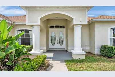 8202 Westmont Terrace Drive, Lakeland, FL 33810 - Photo 4