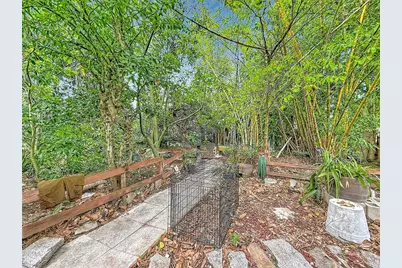 6330 Emerson Avenue S, Saint Petersburg, FL 33707 - Photo 36