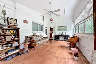 6330 Emerson Ave S, Saint Petersburg, FL 33707 - Photo 32