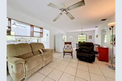 6330 Emerson Avenue S, Saint Petersburg, FL 33707 - Photo 10