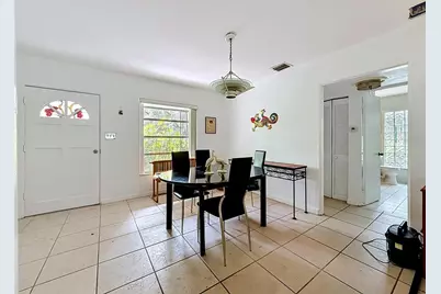 6330 Emerson Avenue S, Saint Petersburg, FL 33707 - Photo 6