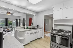 926 Hollingsworth Rd, Lakeland, FL 33801 - Photo 16