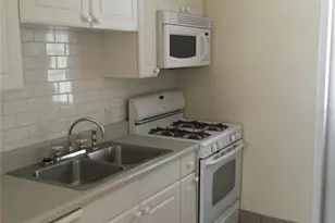 2417 Golfview St, Lakeland, FL 33801 - Photo 2