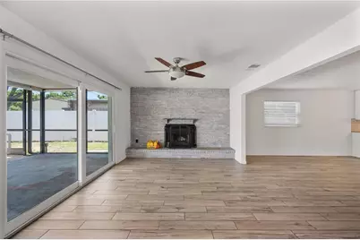 528 S Larry Circle, Brandon, FL 33511 - Photo 18