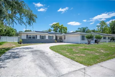 528 S Larry Circle, Brandon, FL 33511 - Photo 2