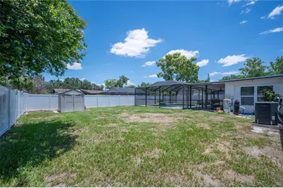 528 S Larry Circle, Brandon, FL 33511 - Photo 38