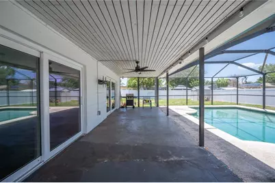 528 S Larry Circle, Brandon, FL 33511 - Photo 32