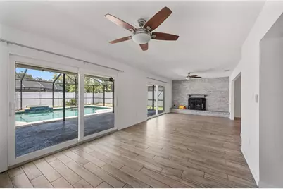 528 S Larry Circle, Brandon, FL 33511 - Photo 16