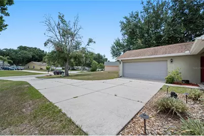 11724 Constance Way, Clermont, FL 34711 - Photo 4