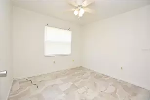 1019 Buccaneer Dr, Lakeland, FL 33801 - Photo 14