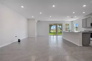 3504 Crescent Peak Wy, Plant City, FL 33565 - Photo 12