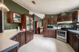 2210 D R Bryant Rd, Lakeland, FL 33810 - Photo 8