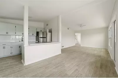 4216 60th Street W, Bradenton, FL 34209 - Photo 10