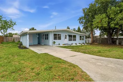 4216 60th Street W, Bradenton, FL 34209 - Photo 2