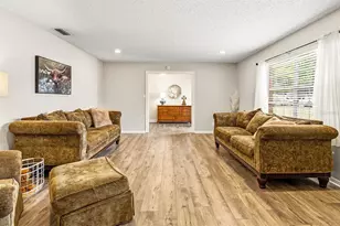 2018 High Glen Ct N, Lakeland, FL 33813 - Photo 22