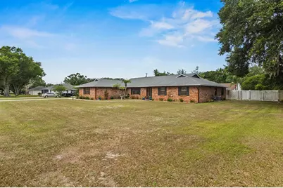 2018 High Glen Court N., Lakeland, FL 33813 - Photo 2