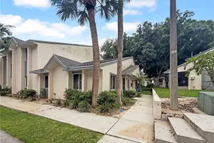 2075 Isle Royale Ct SE, Winter Haven, FL 33880 - Photo 2