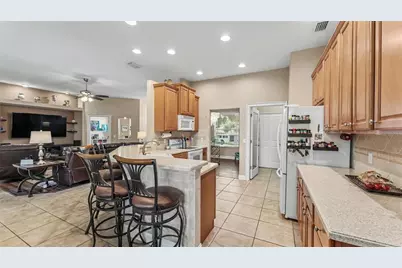 7229 Remington Oaks Court, Lakeland, FL 33810 - Photo 14
