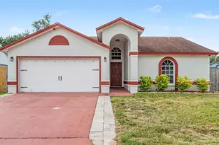 3312 Queens Cove Loop, Winter Haven, FL 33880 - Photo 2